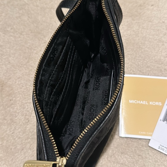 Michael Kors Black Logo Jet Set Wristlet - Picture 4 of 5